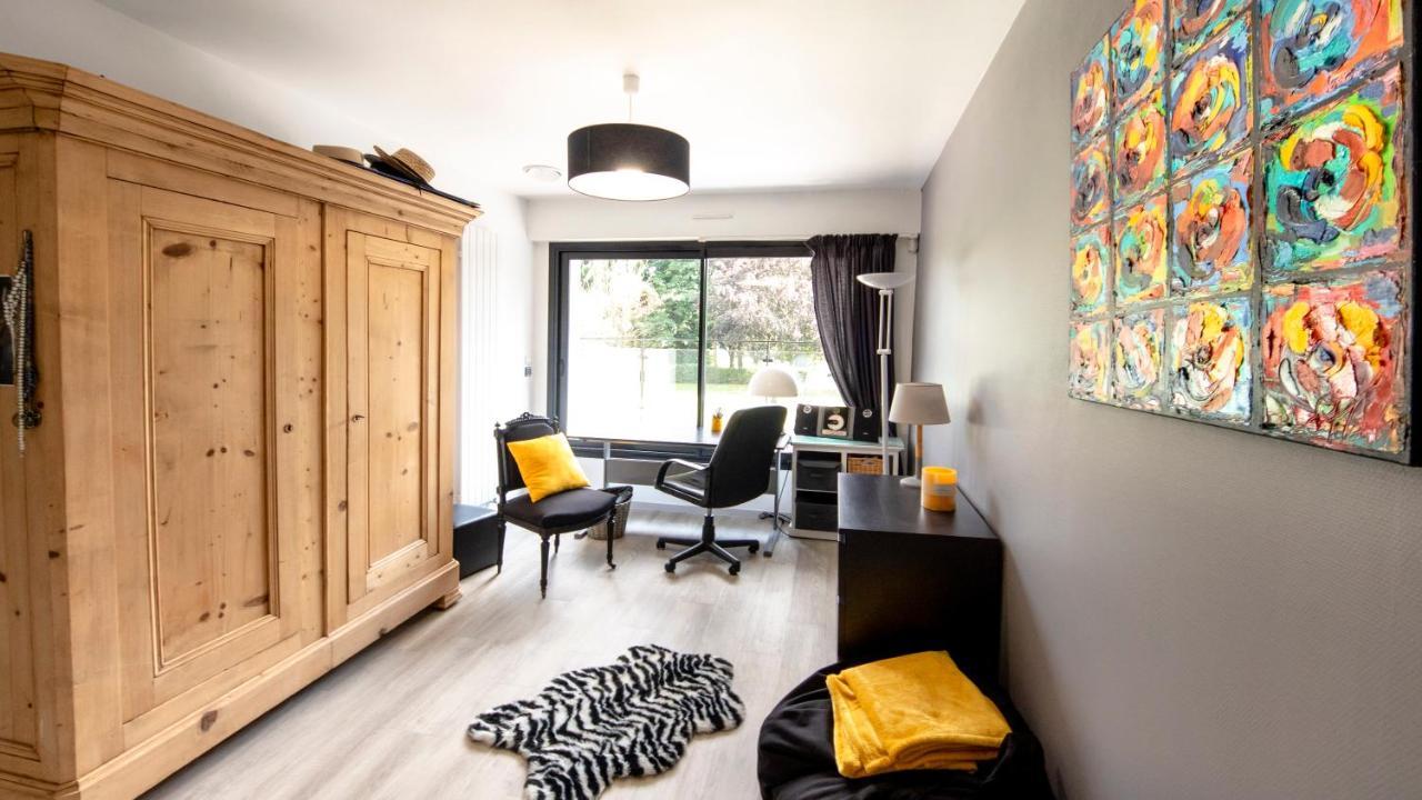 Le Champ Du Renne Bed and Breakfast Λε Μανς Εξωτερικό φωτογραφία
